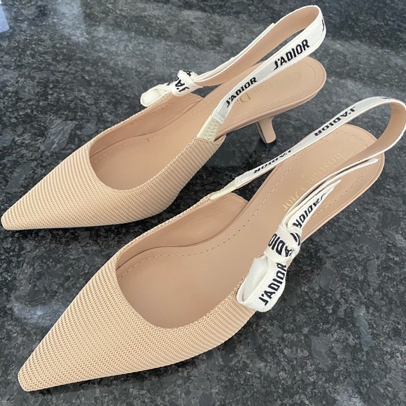 Christian Dior in powder nude heels - Picture 2 of 6